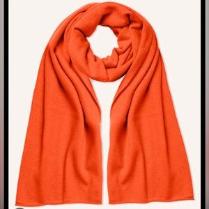 NWT Crush Cashmere scarf